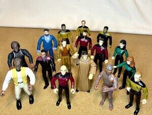 Star Trek TNG Playmates Action Figure Lot 1994 Picard Worf Data Aliens
